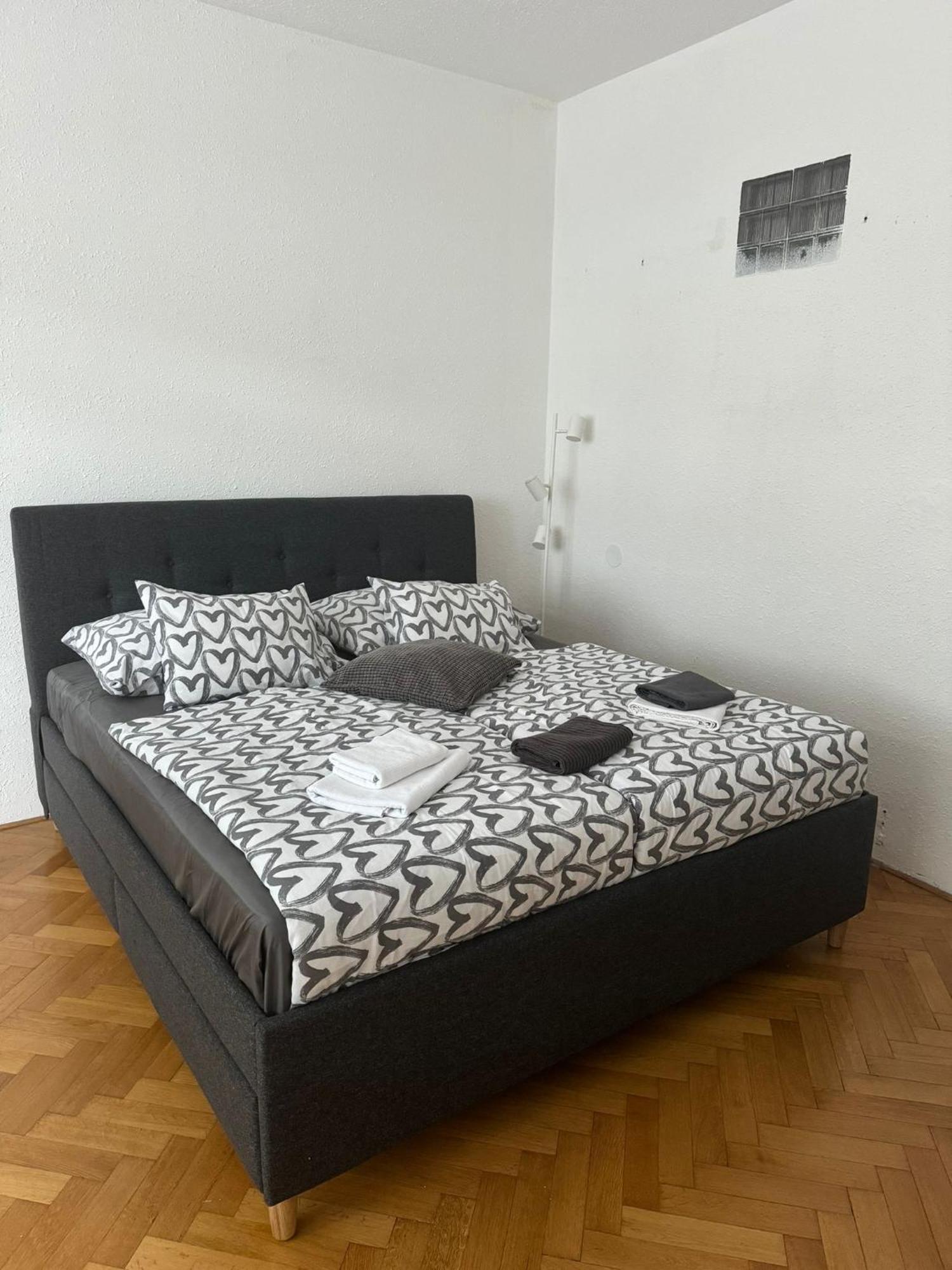 Studio Apartment Monte Bu Brno Exterior photo