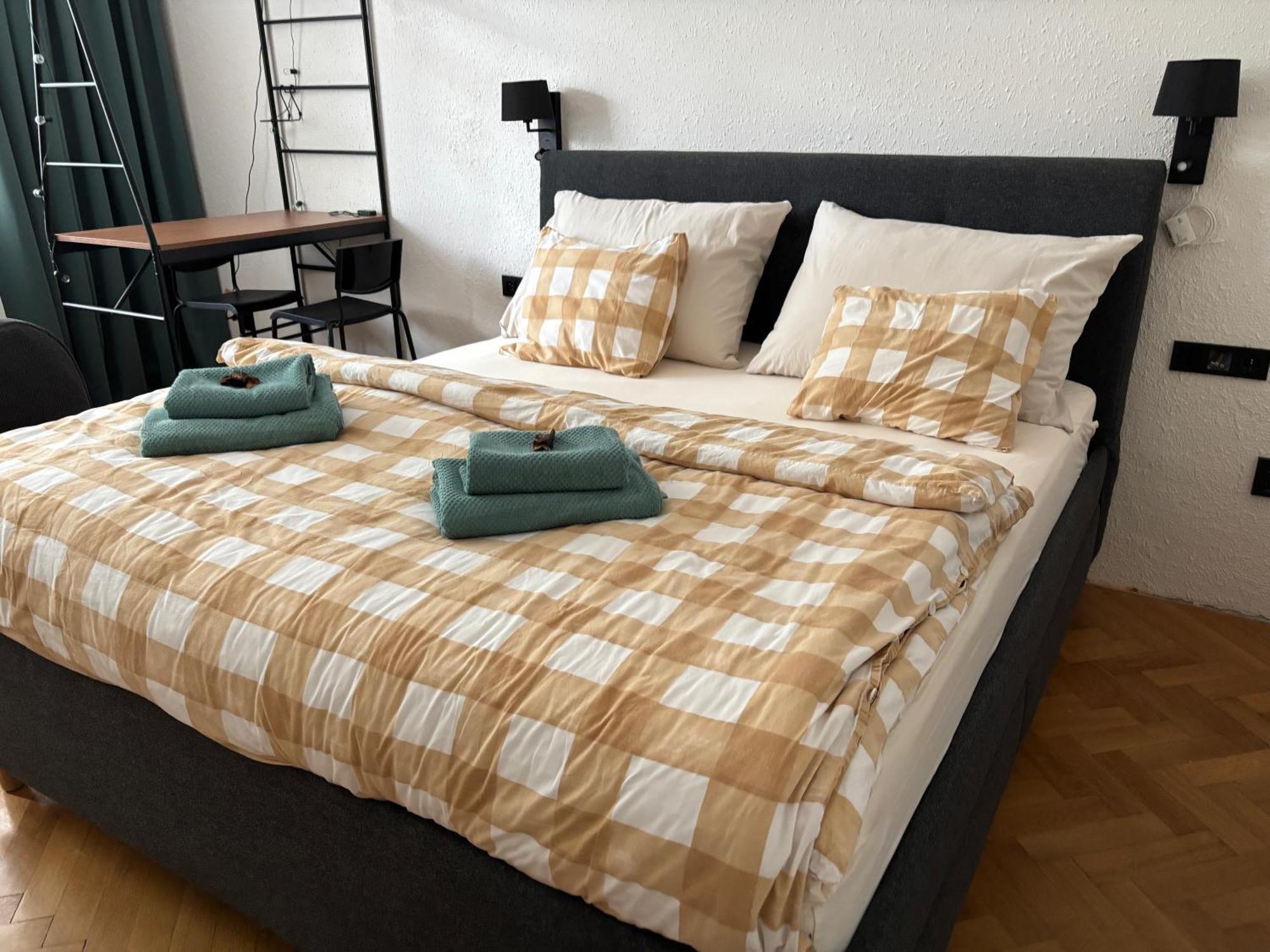 Studio Apartment Monte Bu Brno Exterior photo